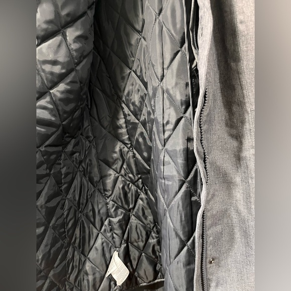 Eddie Bauer Women’s  Weatheredge Gray Coat - Picture 4 of 9